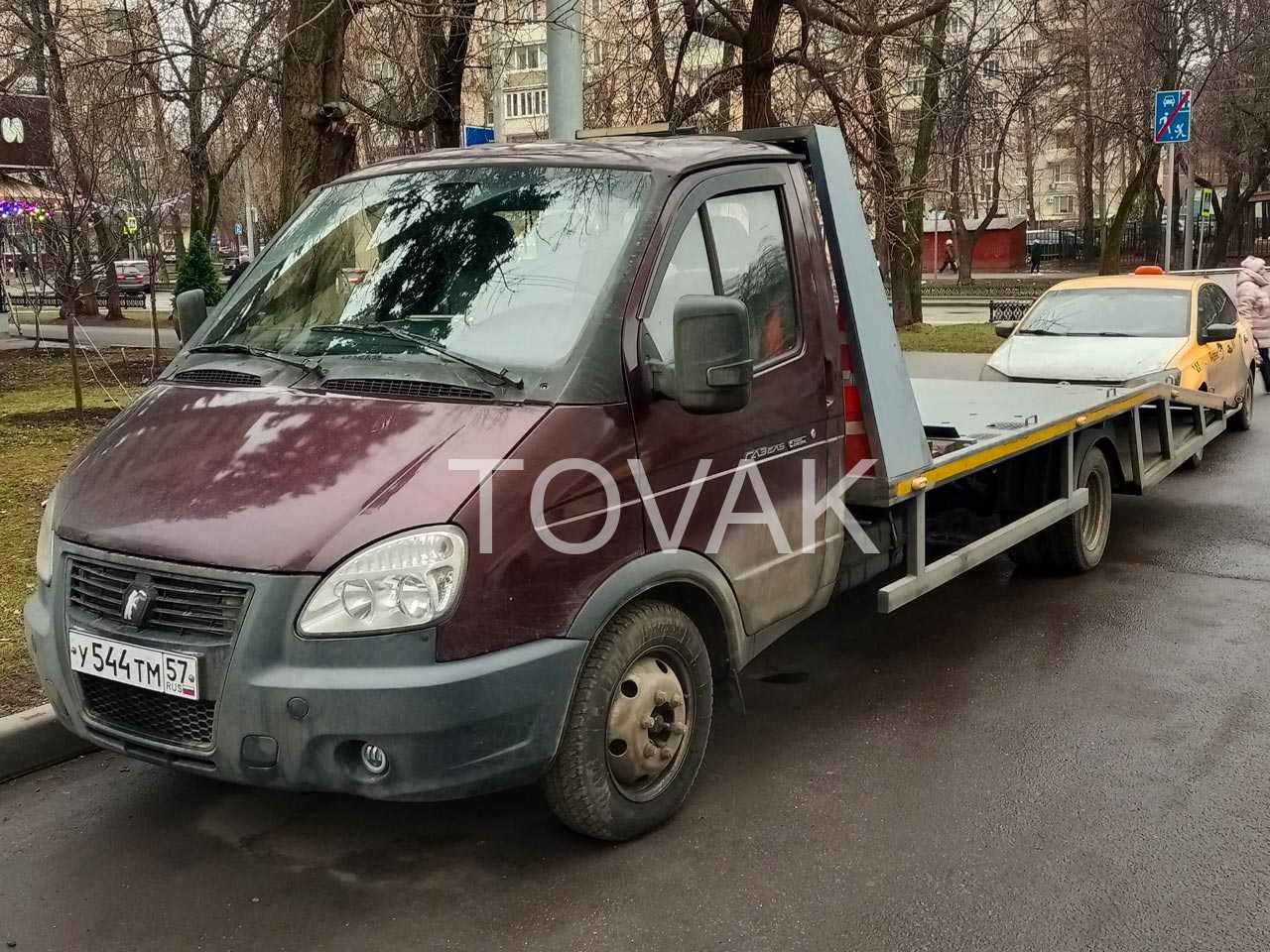 Эвакуатор на Ленинском проспекте в Москве