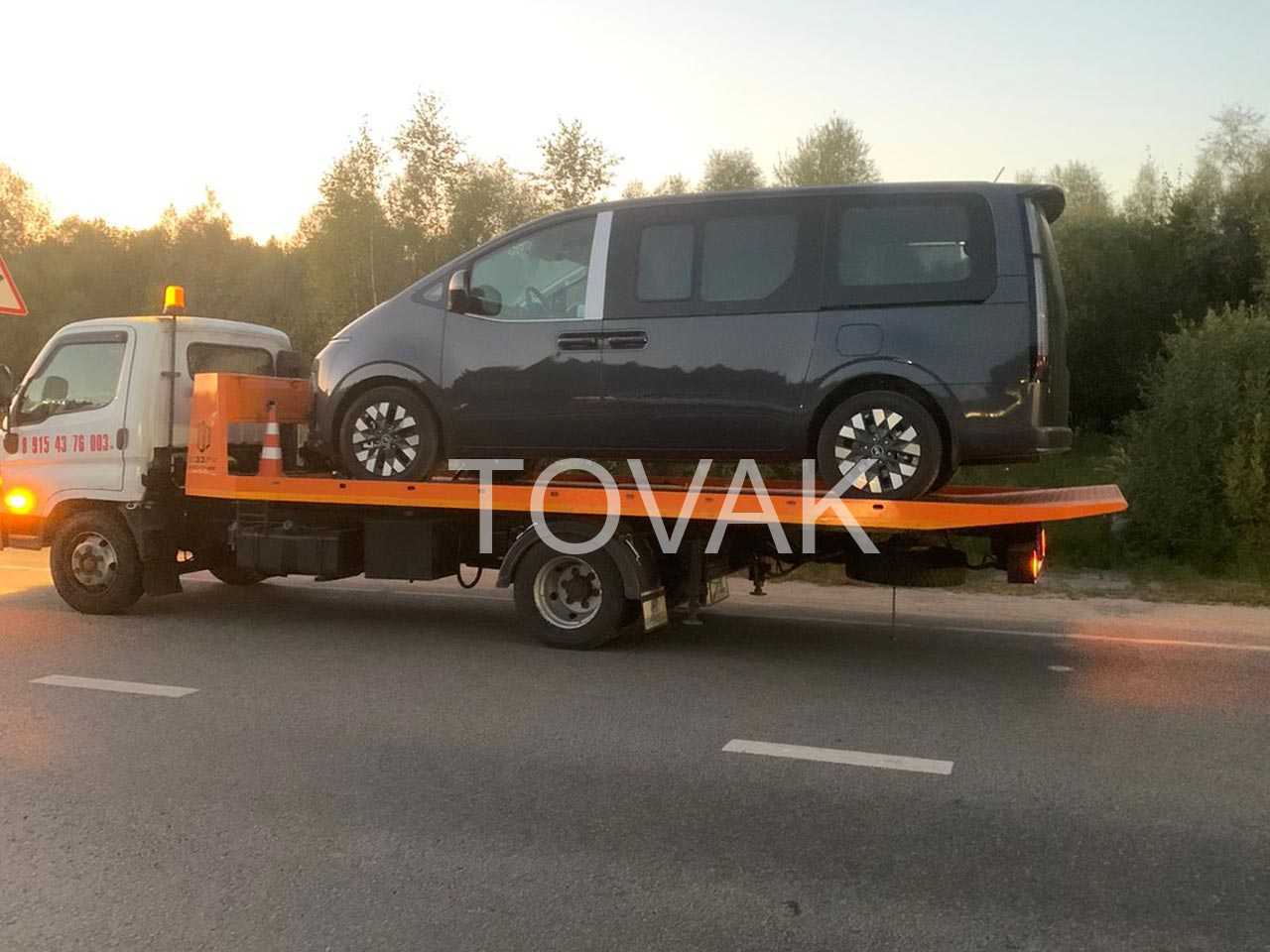 Эвакуатор на Аминьевском шоссе в Москве